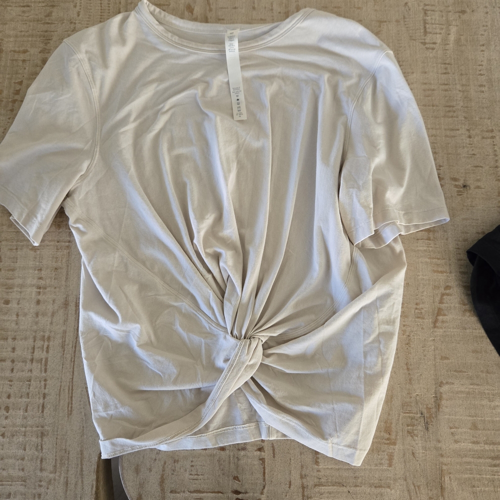 Lululemon Crescent Tee. Set of 3. Black, off-white, and gray.